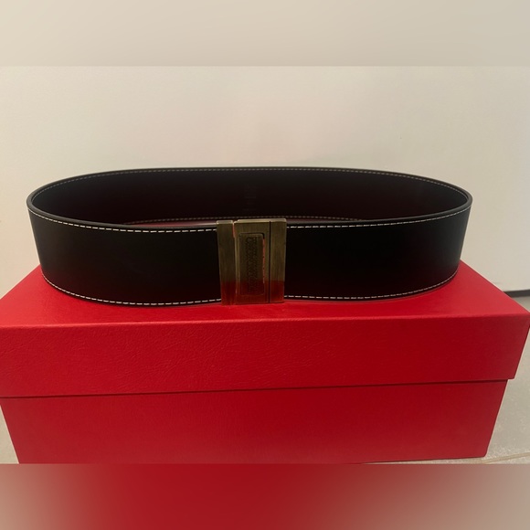 New Carolina Herrera Leather Belt Size Medium Black, Original Made in Spain - Picture 9 of 9